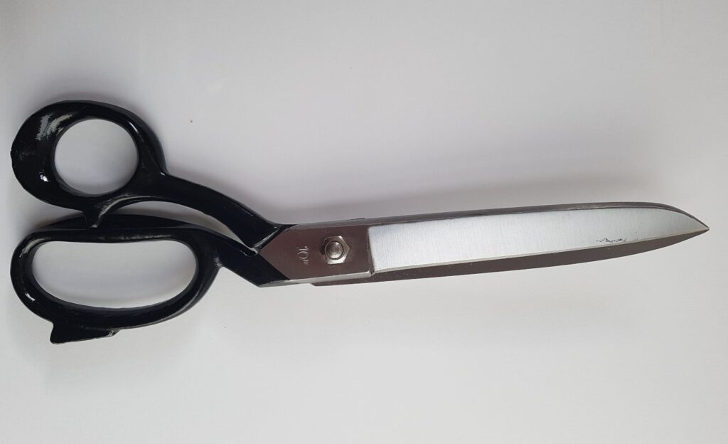 Meine Nähwerkzeuge: Kriterien für eine gute Schneiderschere | Sabine Keller
