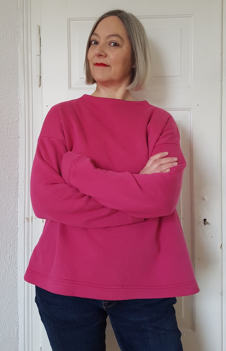 Sabine_im_alten-Pulli Sabine im alten pinkfarbenen Pulli